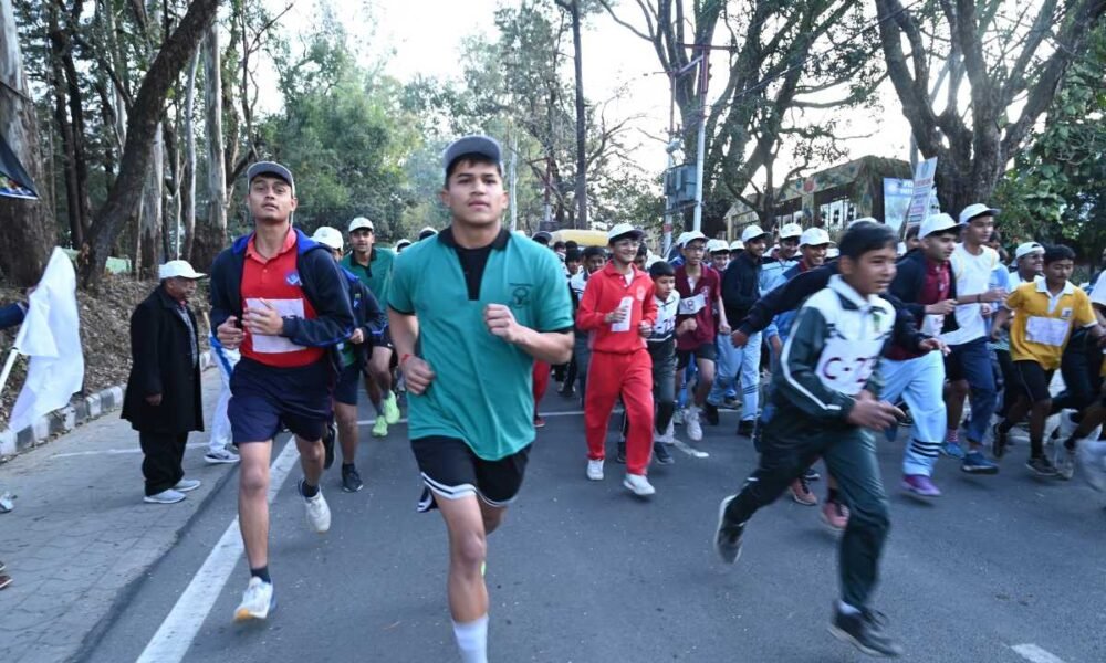 “ग्रीन दून – क्लीन दून” विषय पर विशाल दौड़ एवं स्लोगन प्रतियोगिता का आयोजन